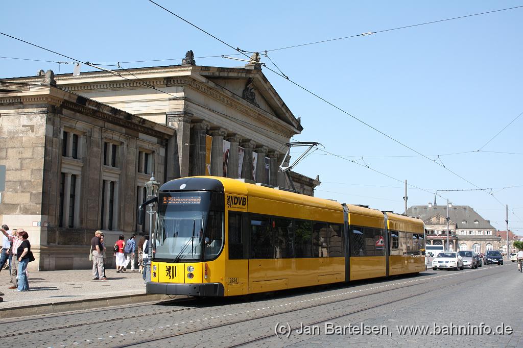 IMG_2115.jpg - Haltestelle Theaterplatz